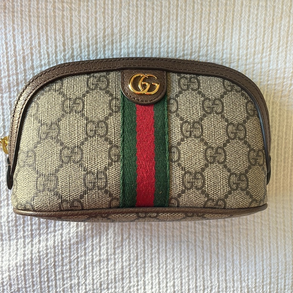 - NWT medium Gucci Medium Ophelia Cosmetic Bag